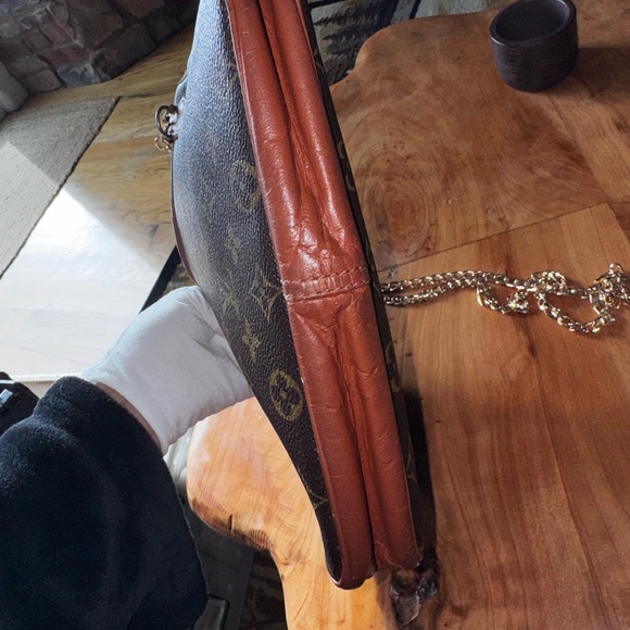 Louis Vuitton Monogram Pochette Sport Vintage - Picture 14 of 17